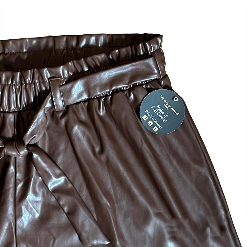 NWT - Jolie & Joy Faux Leather Paper Bag Short (Size: 2X) - Picture 3 of 4
